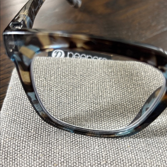 Peepers readers - Picture 2 of 4